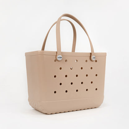 Beige Tasche in Größe L – geräumig und vielseitig, ideal für Alltag, Reisen und Arbeit.