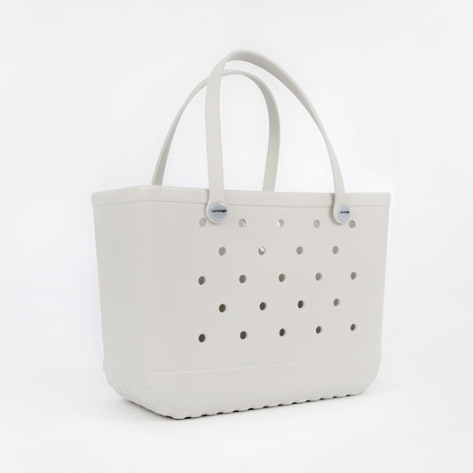 Weiße Tasche in Größe L – stilvoll und geräumig, ideal für Alltag, Reisen und Beruf.