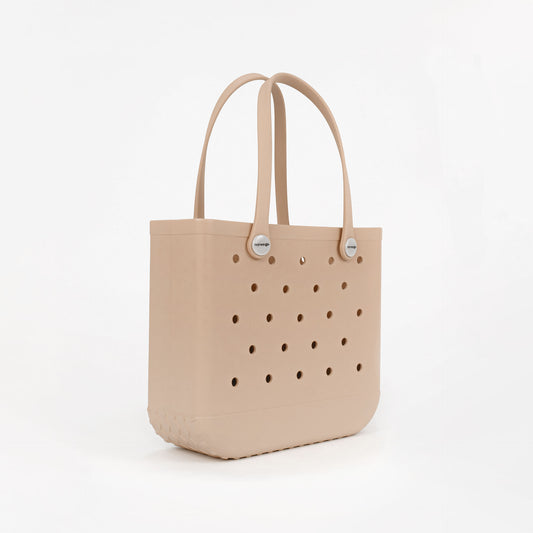 Beige Tasche in Größe M – stilvoll und vielseitig, perfekt für Alltag und Reisen.
