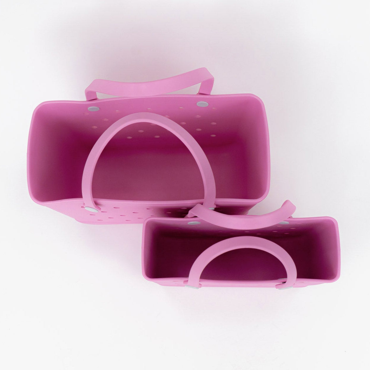 Kollektion rosa Taschen – verschiedene Größen und Farben, perfekt für Alltag, Reisen und besondere Anlässe.