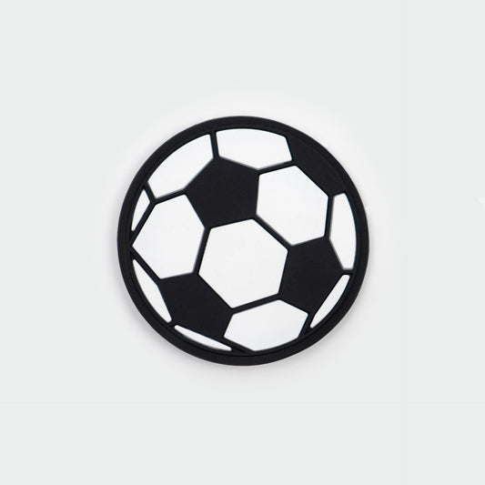 Fußball zur Personalisierung der Tasche – perfekt für Sportfans und Fußballliebhaber.